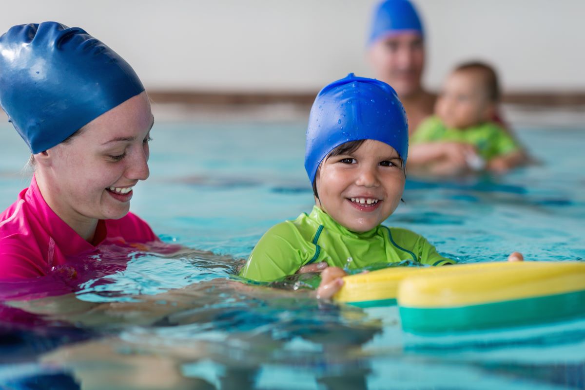 Schwimmen lernen in Biberach: Wann ist der richtige Zeitpunk